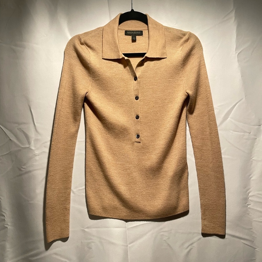 Banana Republic Camel Merino Blend Sweater